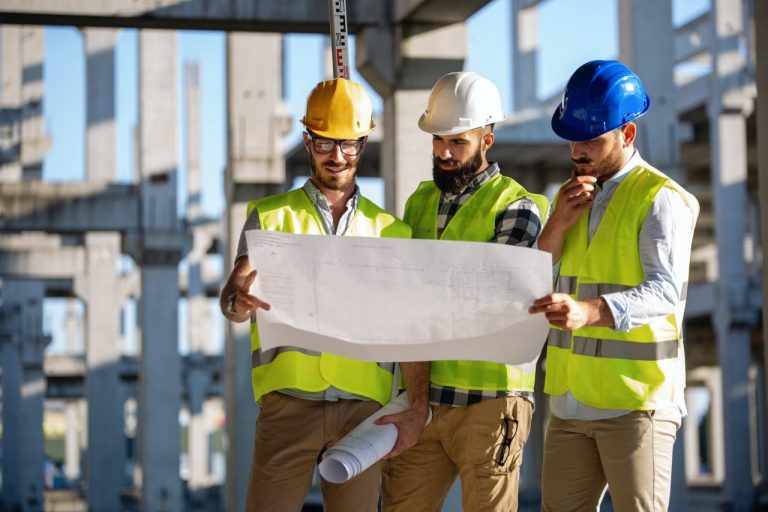 قطاع الإنشاءات والمباني العامة